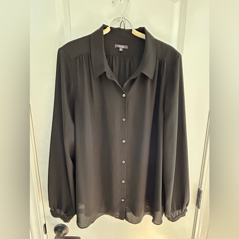 NYDJ black blouse